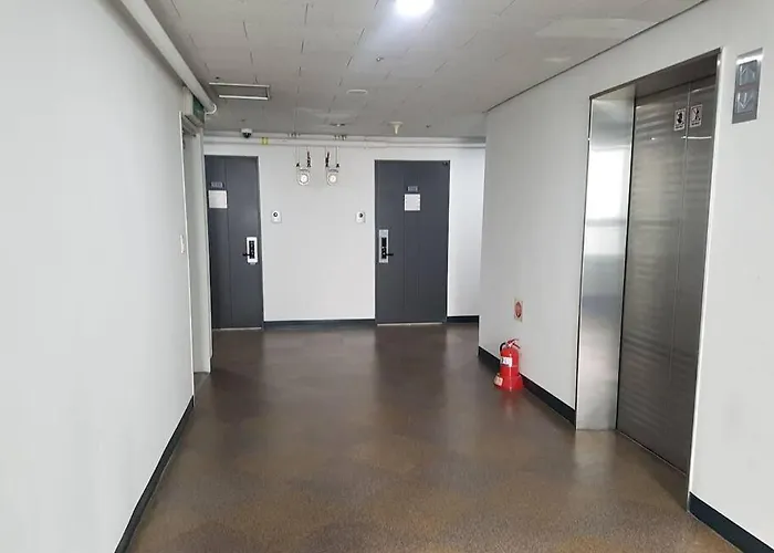Apartment Gangnam Garosu-gil Sinsa And River *